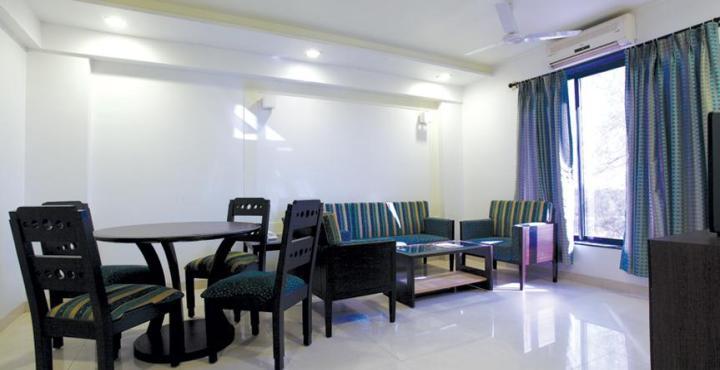 Le Royale Hotel Dadra Buitenkant foto